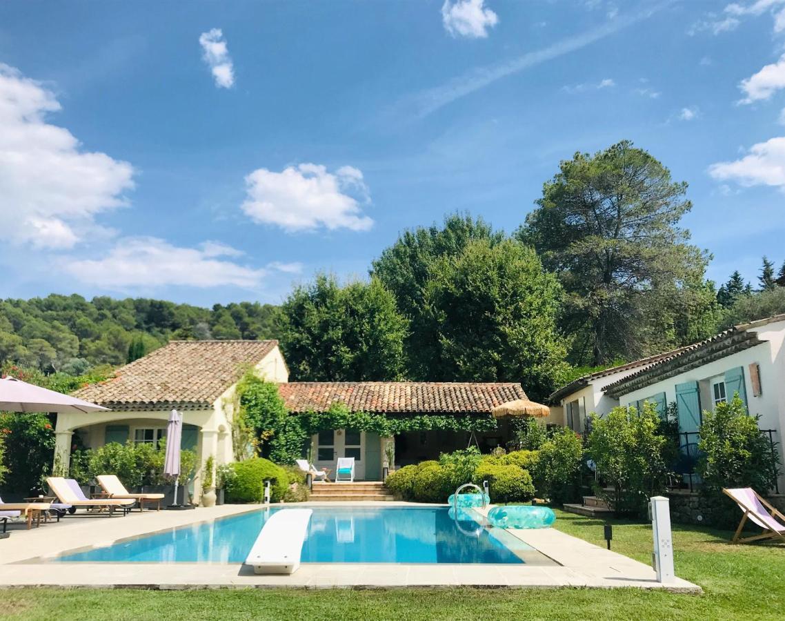 Le Mas De La Source Bed & Breakfast Mougins Eksteriør bilde