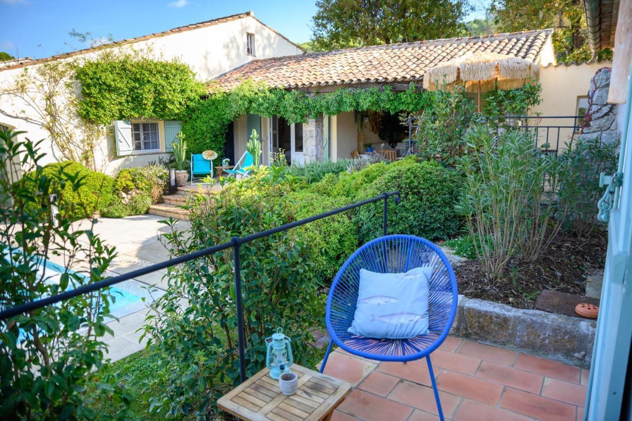 Le Mas De La Source Bed & Breakfast Mougins Eksteriør bilde
