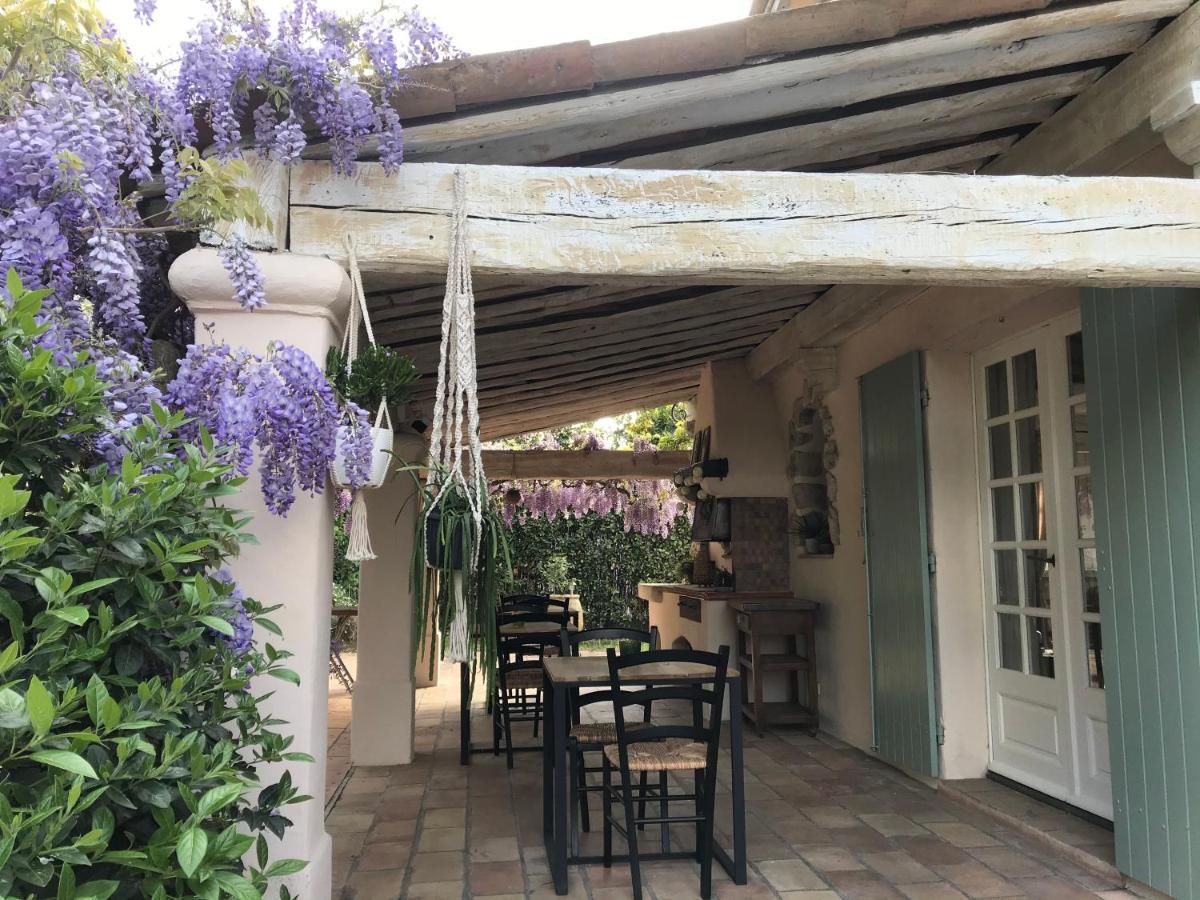 Le Mas De La Source Bed & Breakfast Mougins Eksteriør bilde