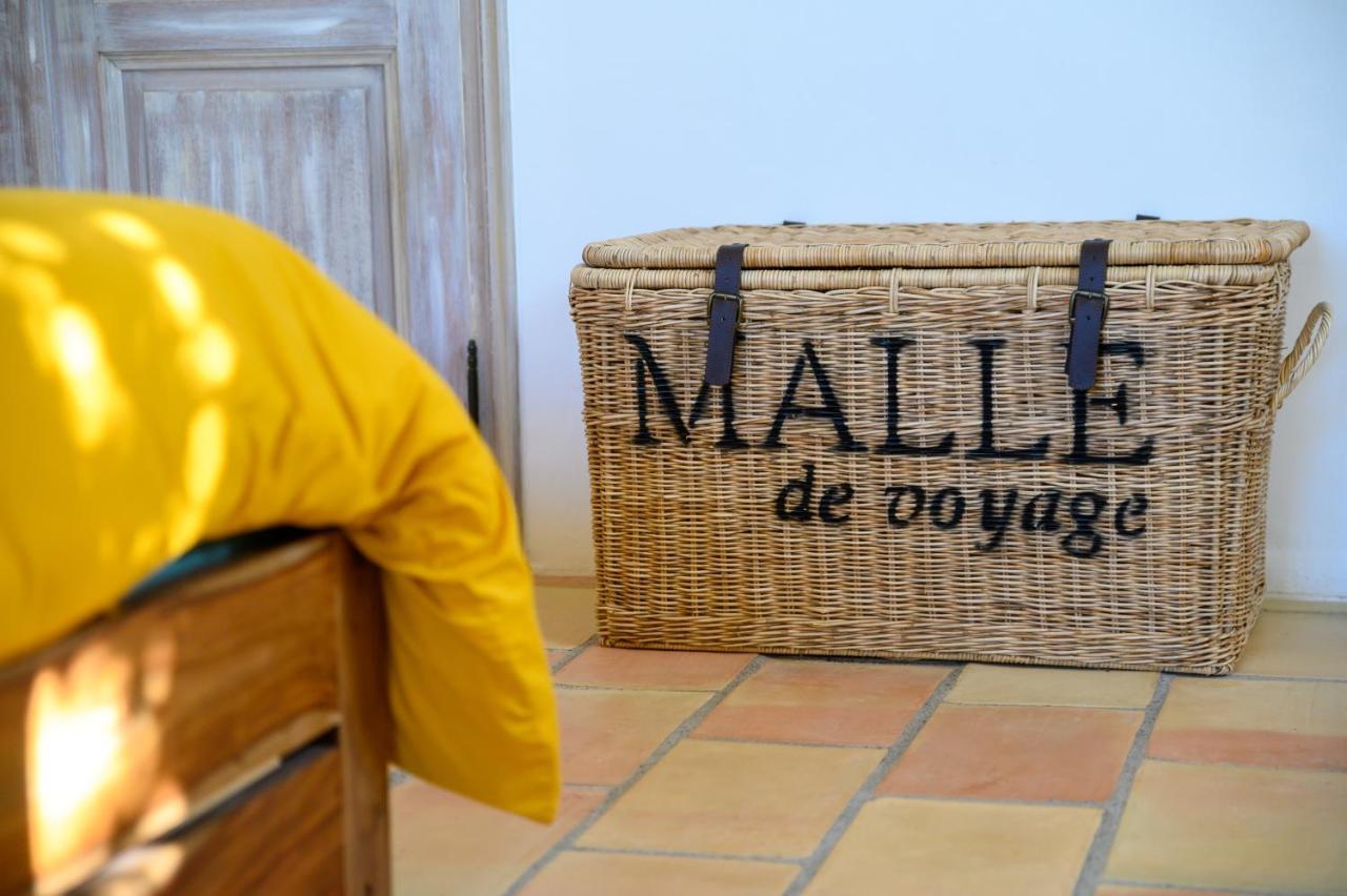 Le Mas De La Source Bed & Breakfast Mougins Eksteriør bilde