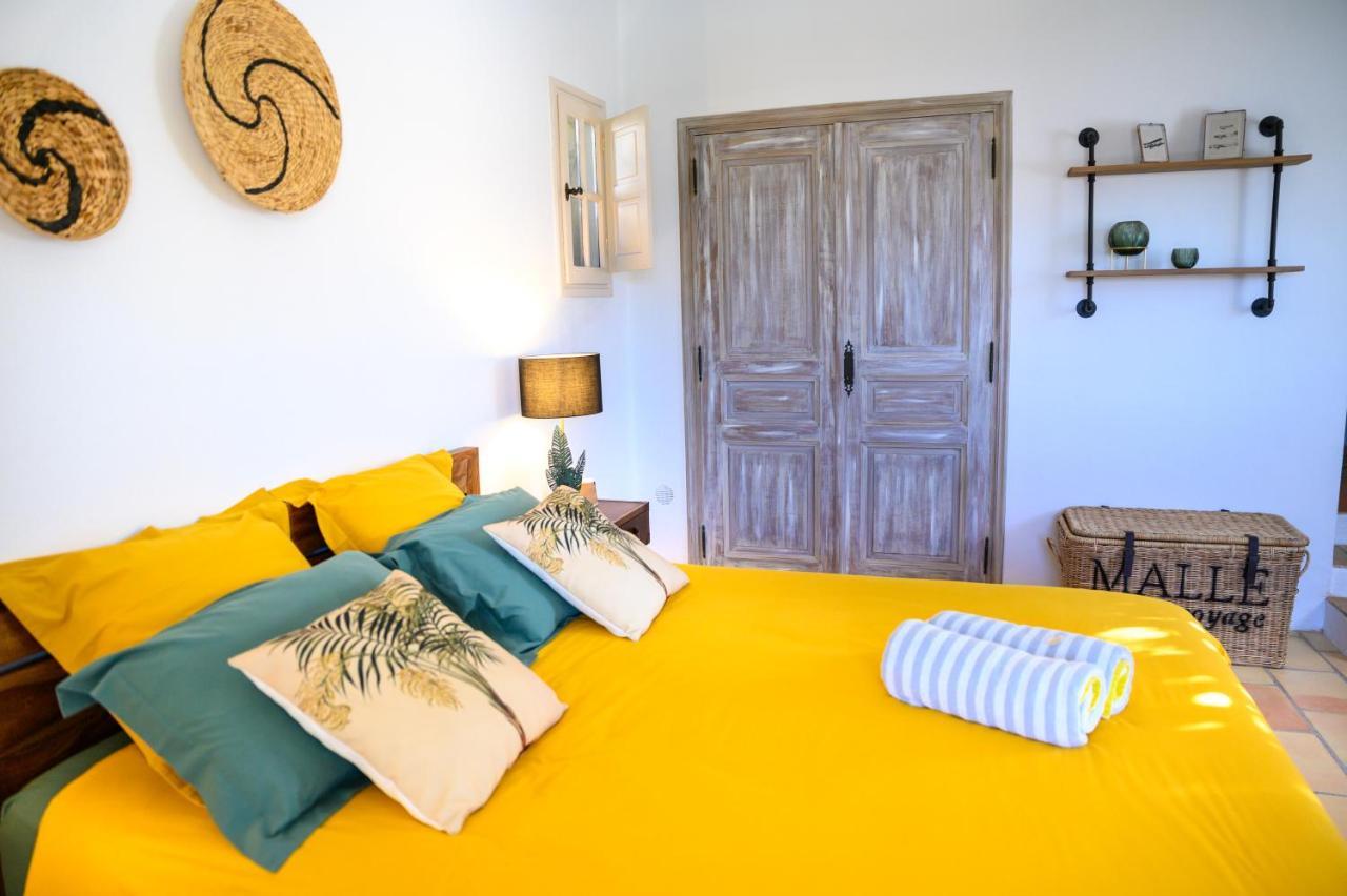 Le Mas De La Source Bed & Breakfast Mougins Eksteriør bilde