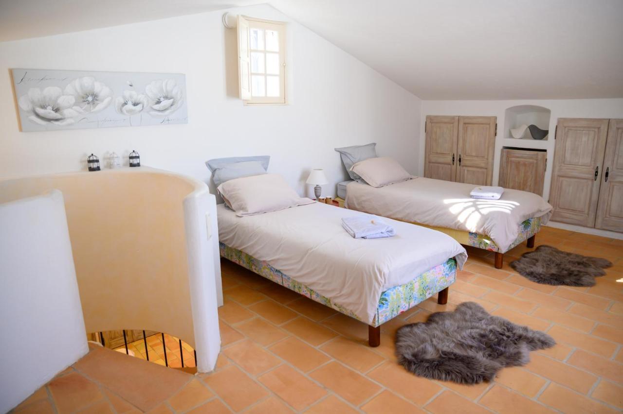 Le Mas De La Source Bed & Breakfast Mougins Eksteriør bilde