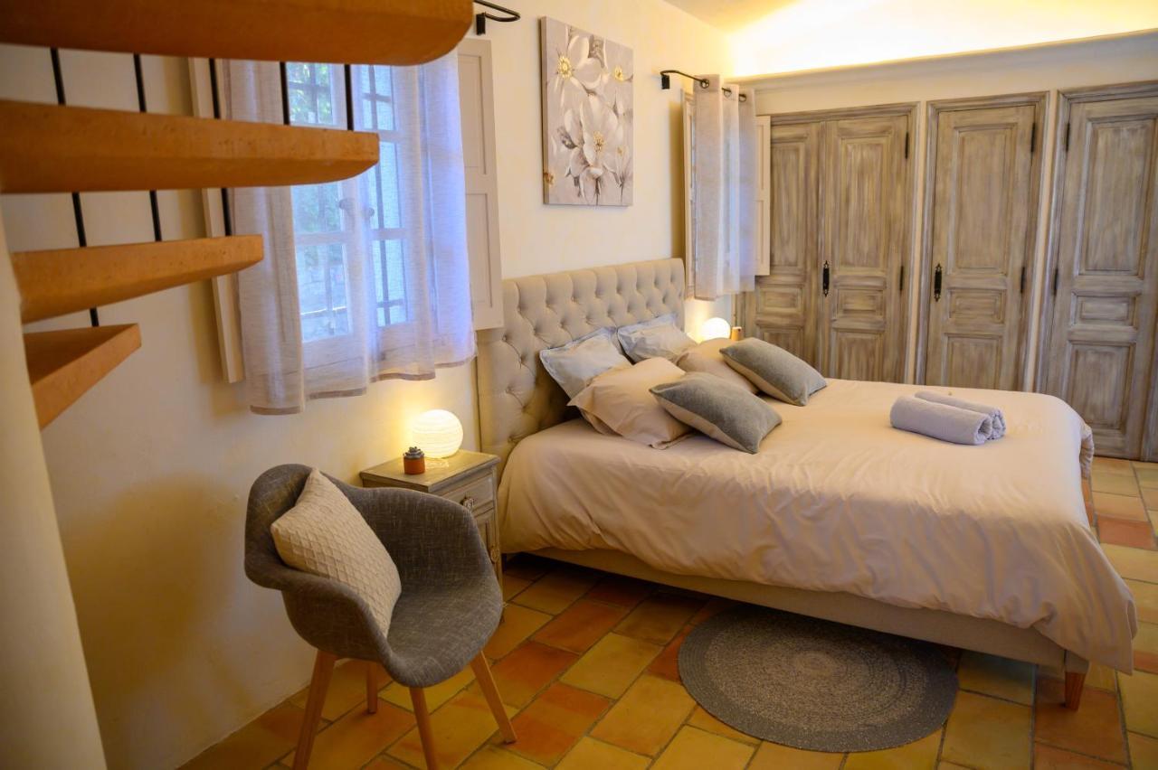 Le Mas De La Source Bed & Breakfast Mougins Eksteriør bilde