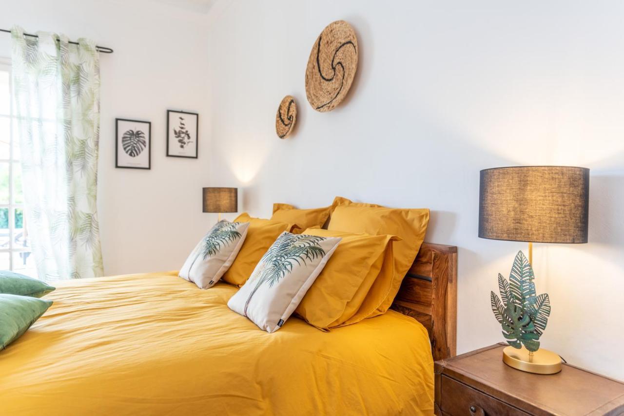 Le Mas De La Source Bed & Breakfast Mougins Eksteriør bilde