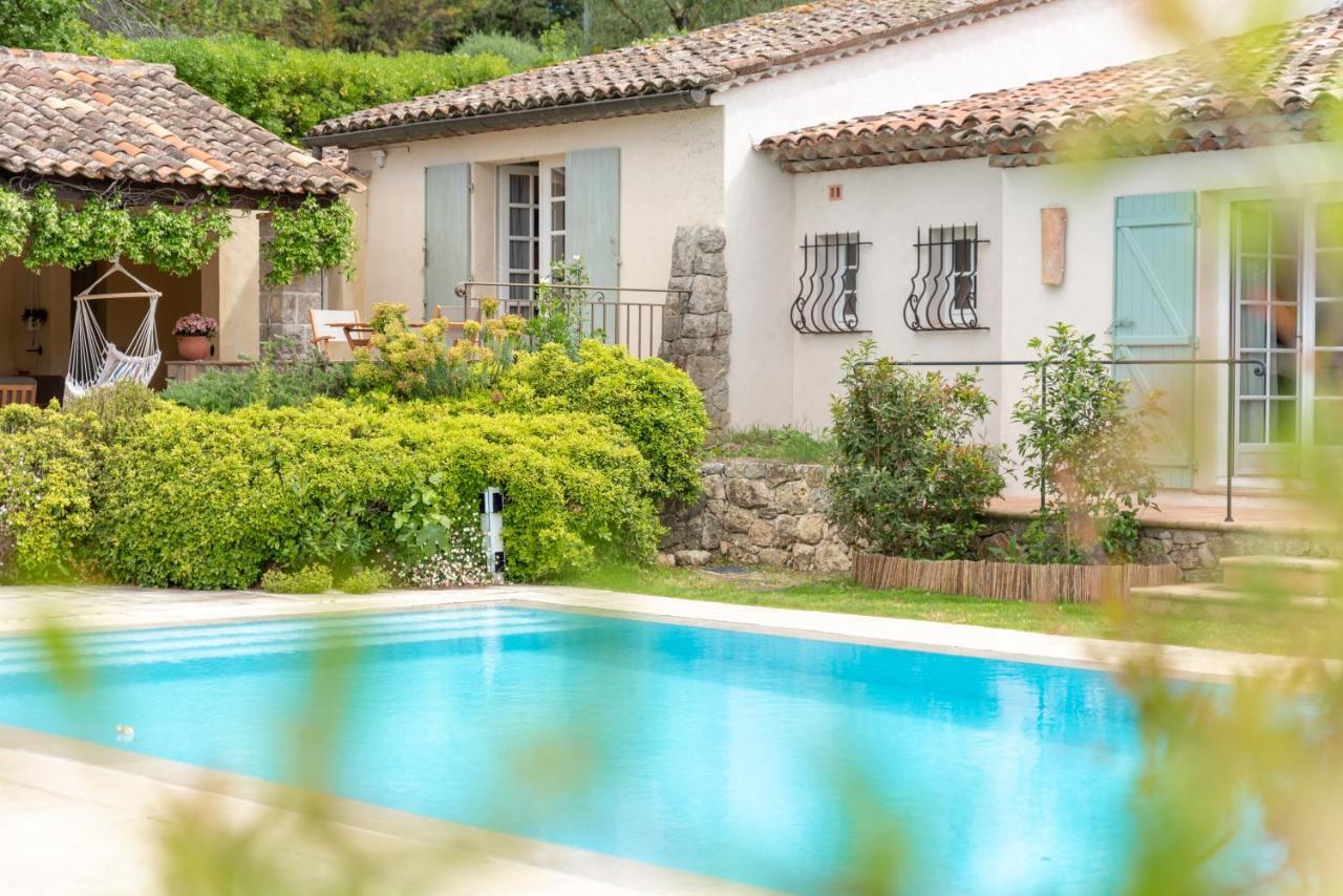Le Mas De La Source Bed & Breakfast Mougins Eksteriør bilde