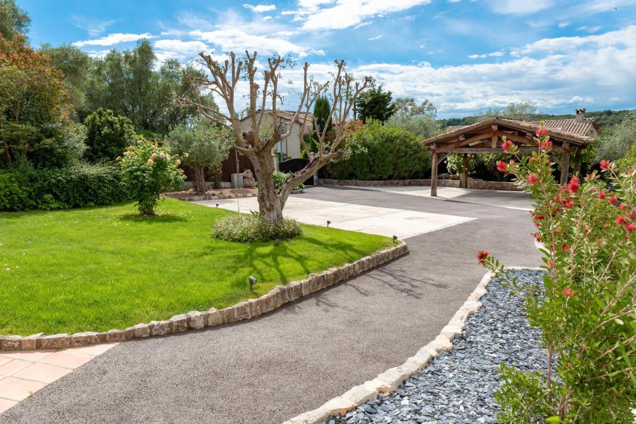 Le Mas De La Source Bed & Breakfast Mougins Eksteriør bilde